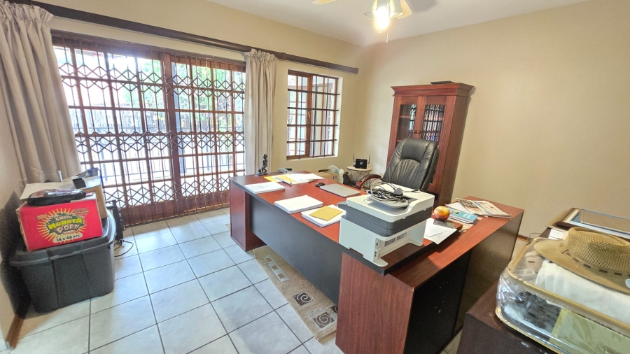 3 Bedroom Property for Sale in Pentagon Park Free State